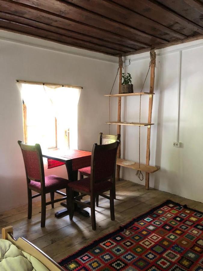 Guesthouse Kujtimi Theth Eksteriør bilde