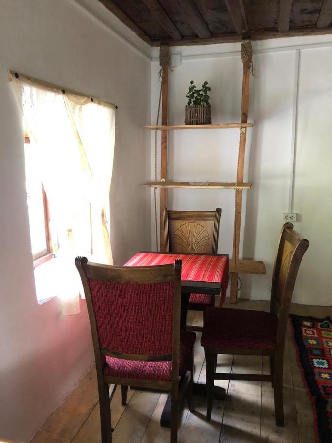 Guesthouse Kujtimi Theth Eksteriør bilde