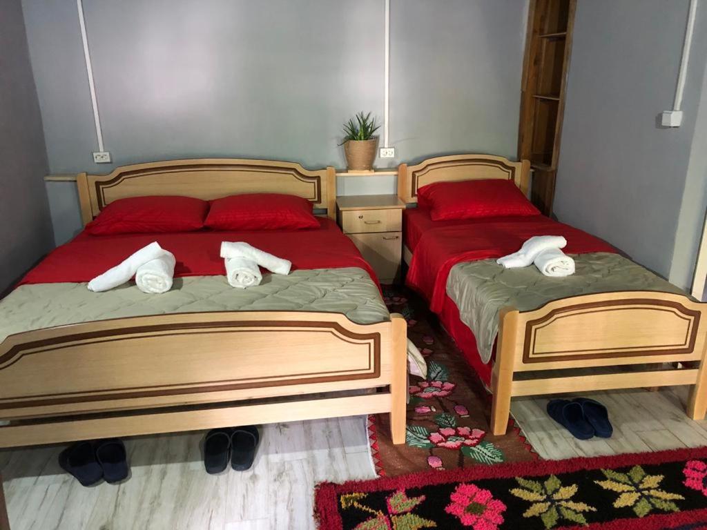 Guesthouse Kujtimi Theth Eksteriør bilde