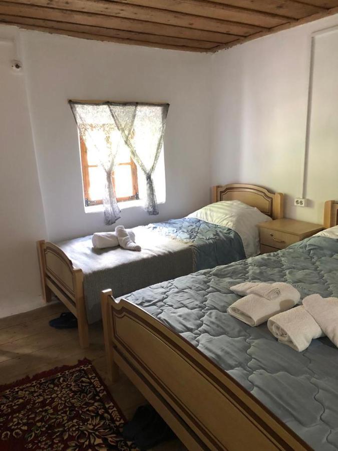 Guesthouse Kujtimi Theth Eksteriør bilde